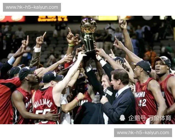 众神黄昏下的巅峰博弈:热火vs马刺第三战,被时光镌刻的篮球史诗 众神黄昏下的巅峰博弈:热火vs马刺第三战,被时光镌刻的篮球史诗